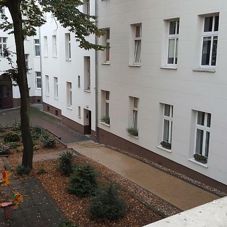 Apartament W Starej Kamienicy Poznań Buitenkant foto