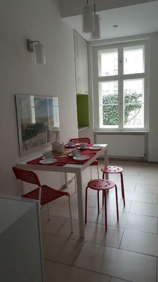 Apartament W Starej Kamienicy Poznań Buitenkant foto